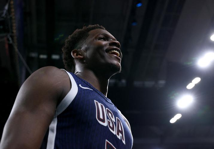 芬奇:华子这种级别球员几乎不可能被替代我们要依靠整体发挥