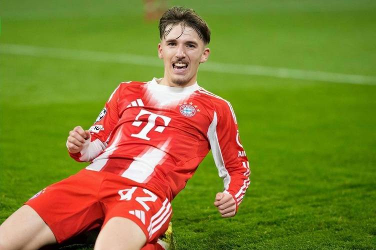 18岁24天，伦纳特卡尔是打入4粒欧冠进球的第二年轻球员