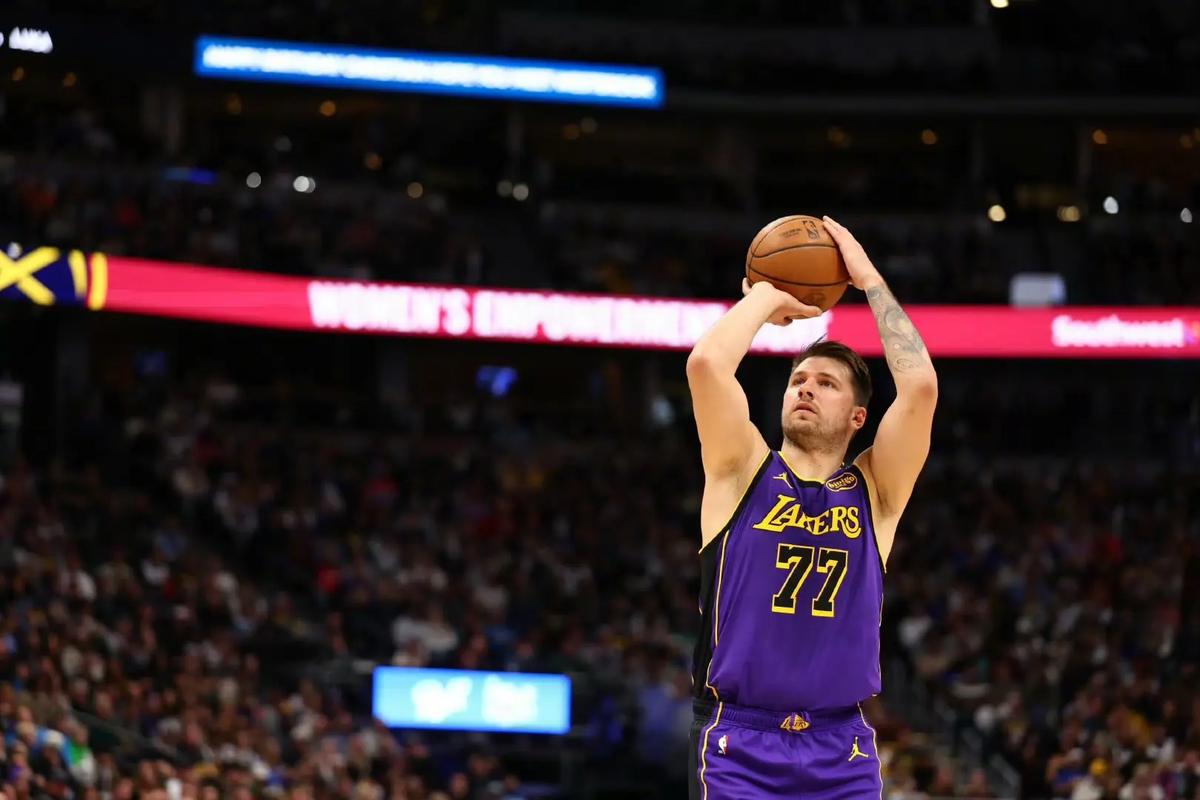 湖人工作人员：东契奇人品远超球技接触过他的同事都知道