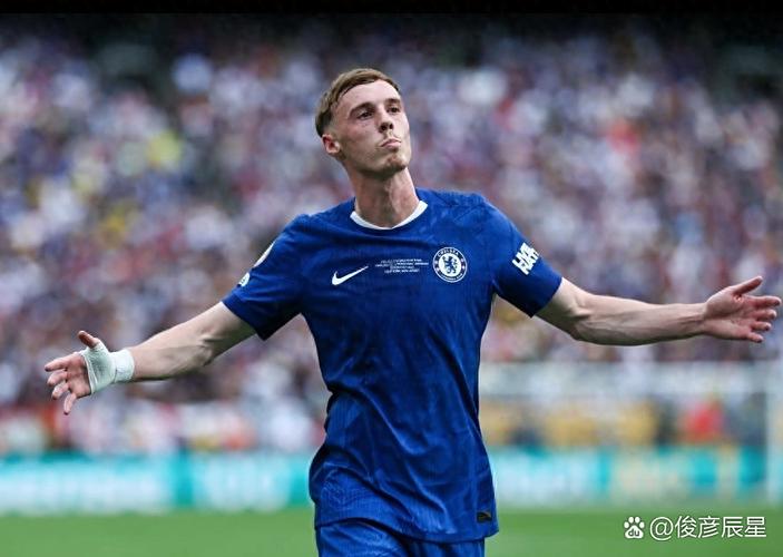 RMC：部分巴黎球员玩纸牌庆祝到深夜，恩里克密切关注下一个对手