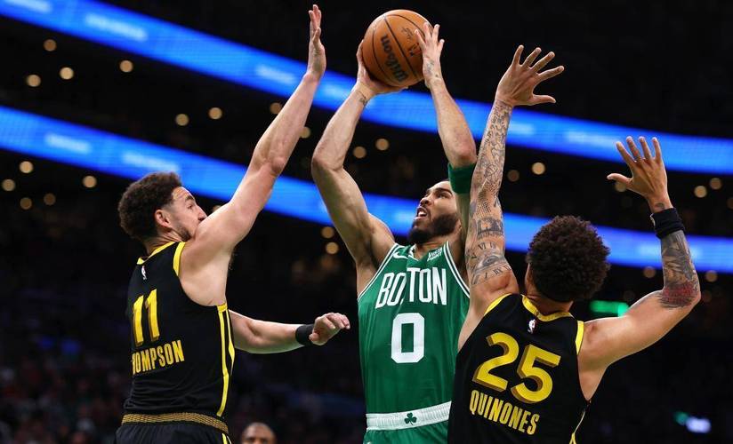 科尔：绿军赛季前曾不被看好但如今情况完全不同了