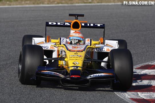 本赛季当雷诺出战30+分钟时场均18.7分10.3板1.6助命中率62.4%