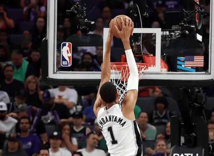 霍里：文班能拿DPOY但MVP的话亚历山大和东契奇都排他前面