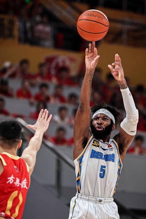 京媒：北京外援杰曼因家人生病提前回京将缺席今晚京辽大战