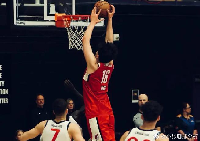 需要精进的部分杨瀚森：篮板联盟有很多老油条我要努力打好球