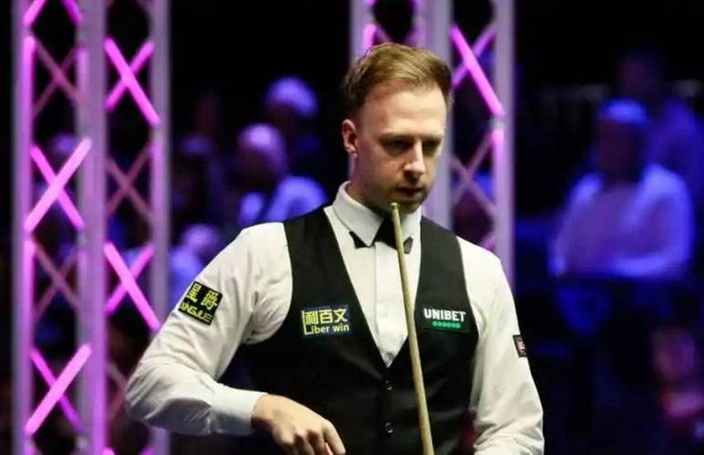 斯诺克世界公开赛14决赛：特鲁姆普51战胜瓦菲，晋级半决赛