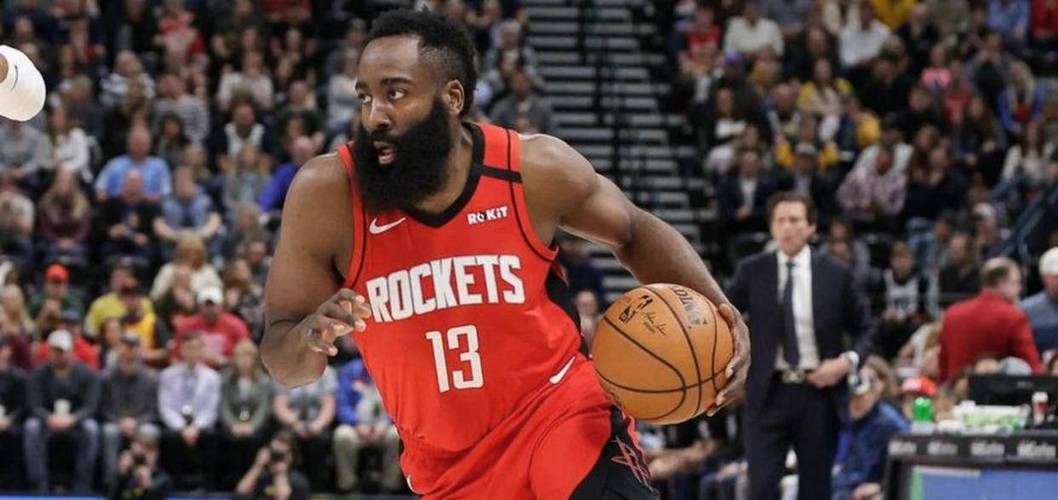 半场战报骑士5356鹈鹕莫布里14分哈登5中0未得分琼斯12分