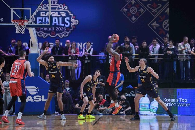 东超CEO李小龙：下赛季计划扩军至16支球队仍在邀请CBA球队参赛