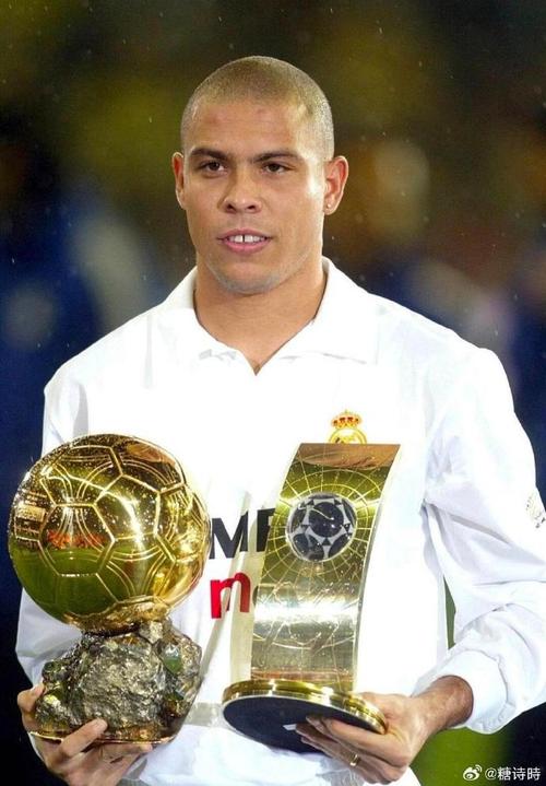 大罗谈阿福头：半决赛前受伤，所以用发型分散媒体和对手注意力