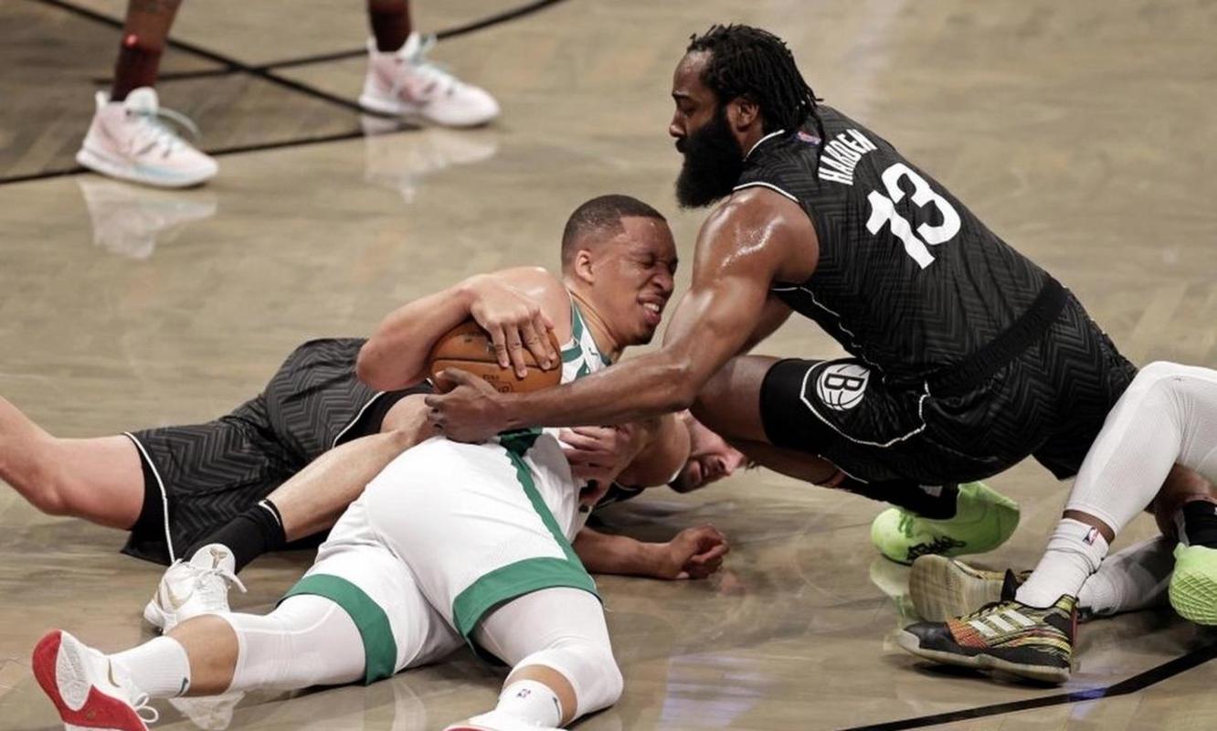 进攻上限比肩王朝勇士！但骑士防守堪忧哈登&莫布里正面临考验