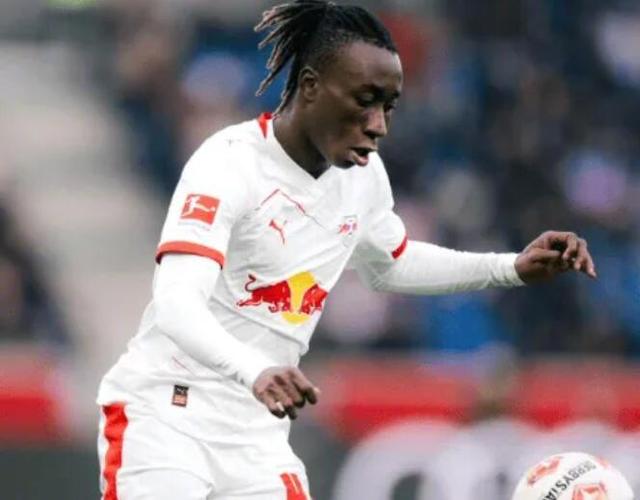 记者：利物浦正寻找萨拉赫替代者，目前关注奥利塞、扬迪奥曼德