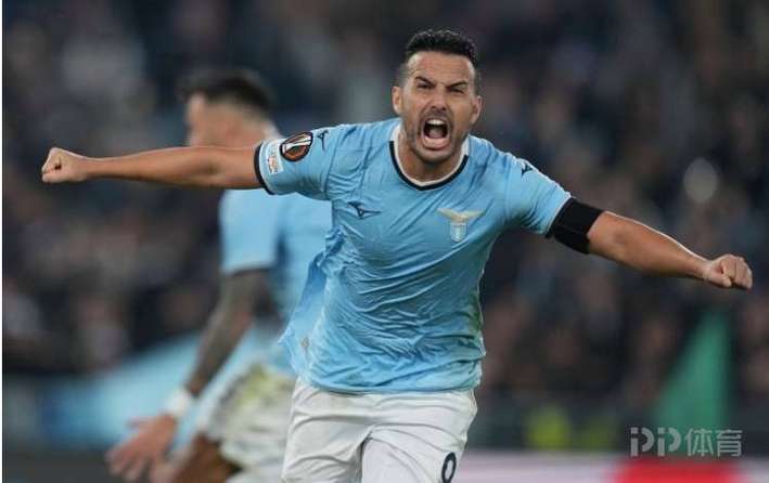 斯基拉：38岁佩德罗赛季结束后决定未来，可能再踢一年也可能退役