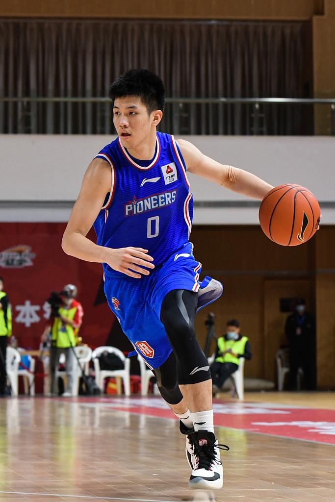 没有放弃！朱松玮连续冲筐打成2+1疯狂追分分差仅剩5分