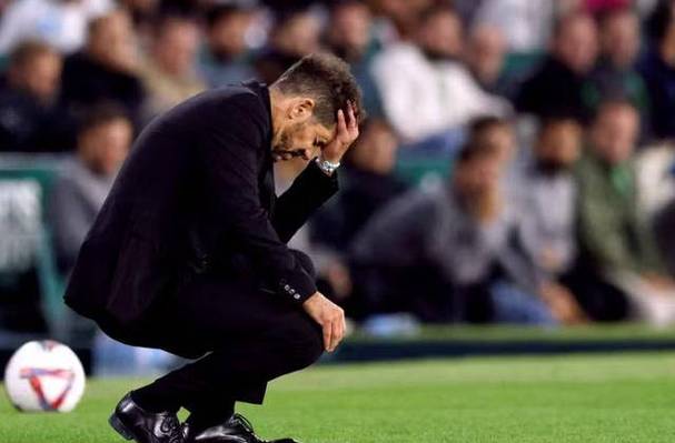 多家媒体：马竞中卫吉梅内斯的父亲遭遇车祸，事故中另一人死亡