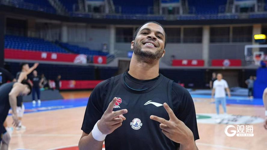 还是你最稳!韦瑟斯庞出战30分钟22中12&6罚全中砍下30分4助2断