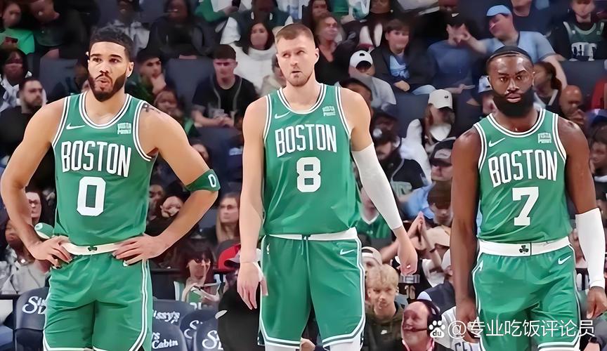 手感回暖！豪泽半场8中6得到球队第二高17分其中三分7中5