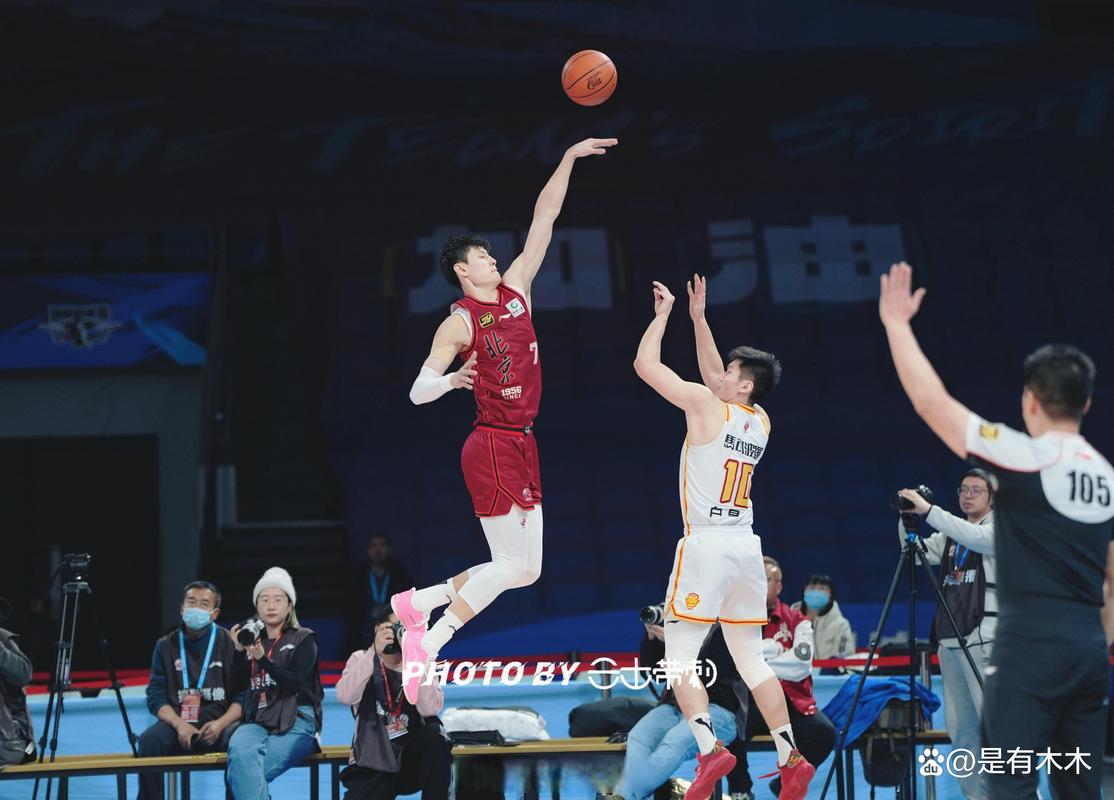 母校打进四强！“密歇根五虎”将参与录制NCAA终极四强特别节目