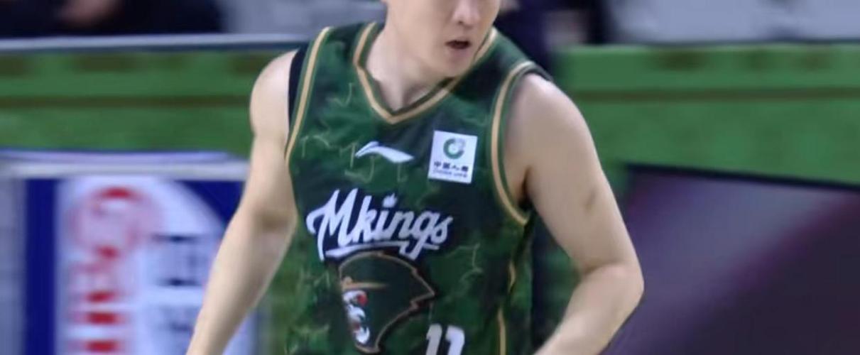 疑似上场！祝铭震27分钟6投0中靠罚球拿到4分正负值9