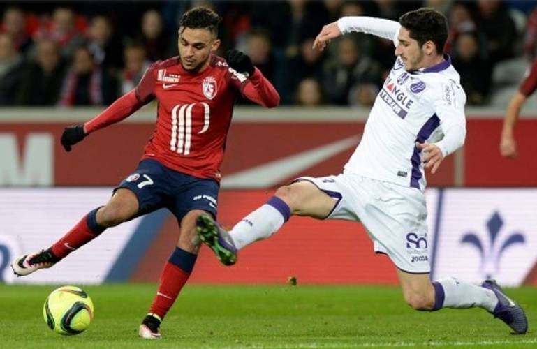 官方：巴黎vs图卢兹的比赛，法甲主裁将首次佩戴麦克风