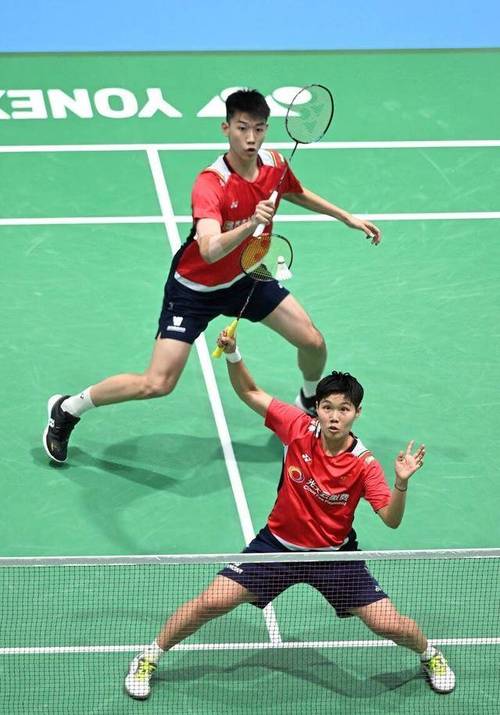 包含印尼联：汉都亚vs印尼年轻骑士比赛前瞻的词条