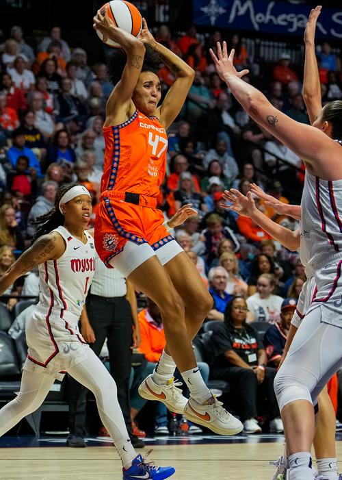 WNBA：康涅狄克太阳vs西雅图风暴比赛前瞻，康涅狄格太阳队？